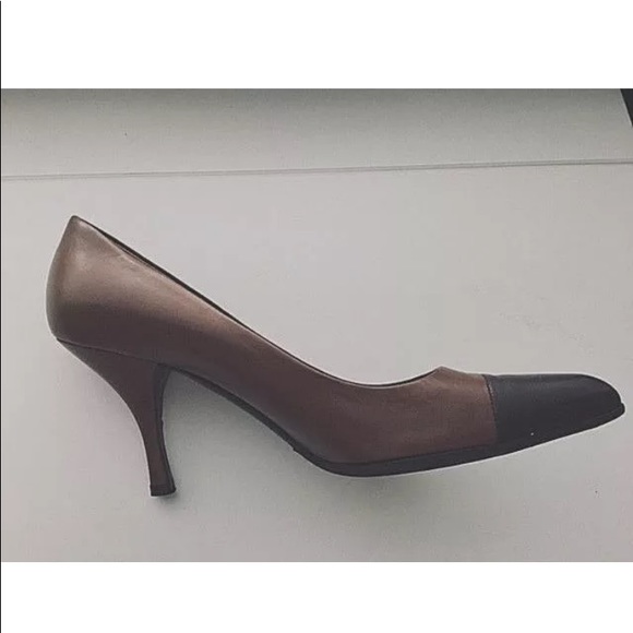 AUTHENTIC Prada POINTY TWO TONE BROWN Leather Point-Toe Pumps 37 - Picture 10 of 11